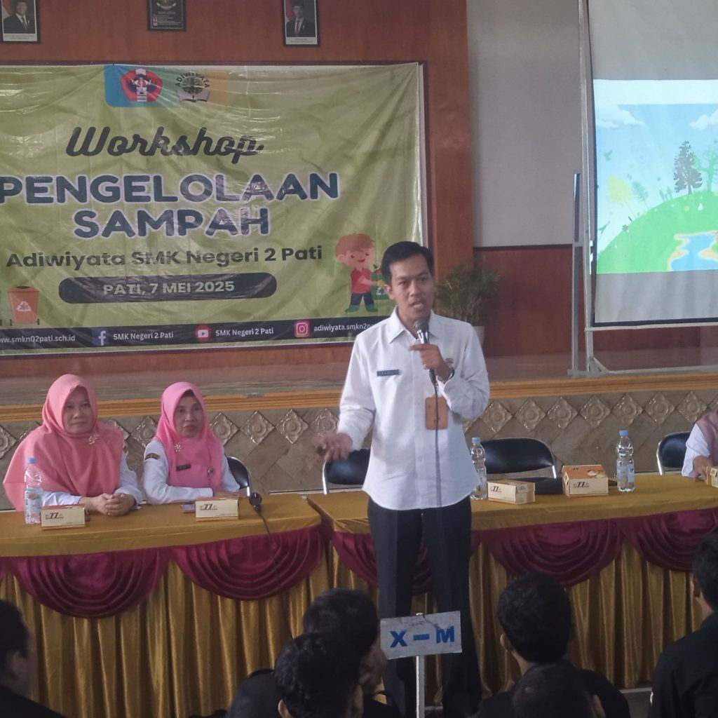 Wujudkan Sekolah Adiwiyata, SMKN 2 Pati Gelar Workshop Pengelolaan Sampah Dengan DLH Kabupaten Pati