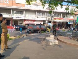 DLH Berkolaborasi Dengan Kodim 0718 Pati Melakukan Penyiraman Cairan Mikroba PA 63