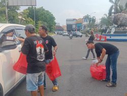 Yakuza Farm Tebar Kebaikan di Simpang Lima Pati