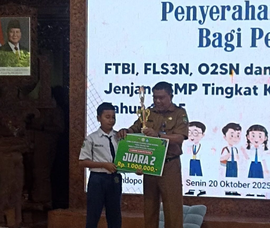 Satu-satunya dari Madrasah, Siswa MTsN Blora Ukir Prestasi di O2SN Karate