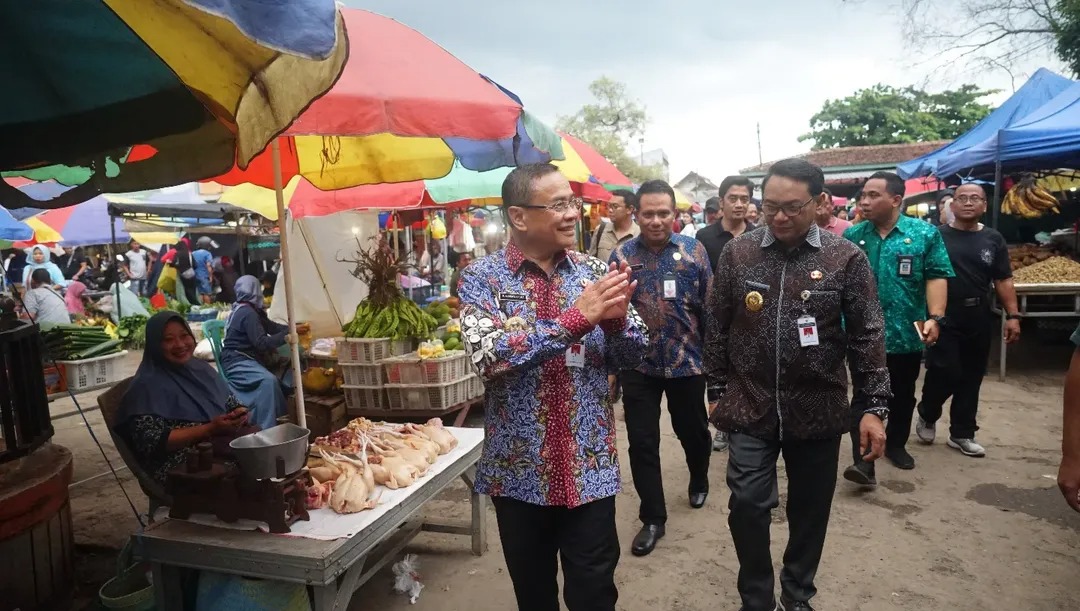 Bupati Pati, Sudewo, sidak ke Pasar Puri untuk memastikan kelayakan fasilitas (Portalljateng/Hil)