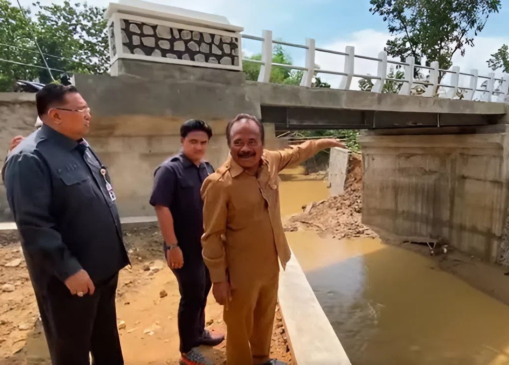 Komisi C DPRD Pati kunjungi jembatan ambrol di Pelemgede Pucakwangi