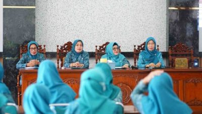 Foto: Ketua TP-PKK, Atik Kusdarwati Sudewo dan jajaran Tim Penggerak PKK (TP-PKK) Kabupaten Pati menggelar Rapat Pleno dan Koordinasi gabungan.(Portalljateng/Hil)
