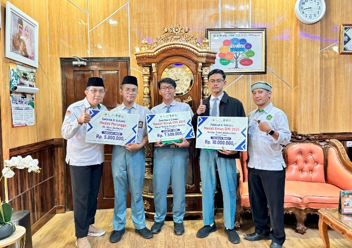 MAN 2 Kudus Borong Medali di OMI 2025 dan Raih Top 7 Nasional Bidang Sains