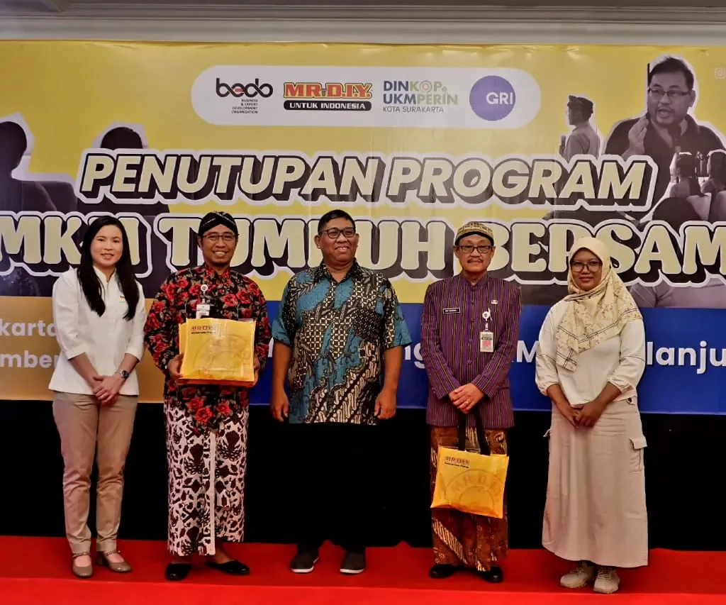 Foto: PT Daya Intiguna Yasa Tbk (MR.D.I.Y. Indonesia) resmi tutup Program UMKM Tumbuh Bersama 2025.(Portalljateng/Hds)