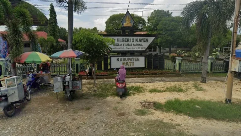 Revitalisasi SMP 2 Kayen: Disdik Tidak Tahu Soal Pengawasan