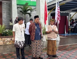 Foto: Kepala MAN 2 Kudus, Ali Musyafak, di acara pembukaan Mandaku Fest dan Mandaku Education Fear.(Portalljateng/MAN 2 Kudus)