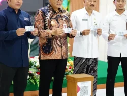Foto: Plt. Bupati Pati, Risma Ardhi Chandralaunching Gerakan Investasi Wakaf Uang di Aula Lantai 2 Kantor Kemenag Pati.(Portalljateng/Hms)