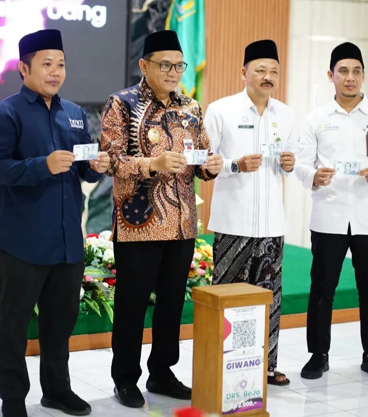 Foto: Plt. Bupati Pati, Risma Ardhi Chandralaunching Gerakan Investasi Wakaf Uang di Aula Lantai 2 Kantor Kemenag Pati.(Portalljateng/Hms)