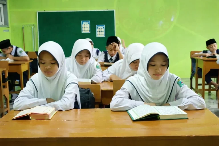 Foto: Siswa MTsN 1 Pati giat Tamara (Tadarus Bersama Ramadhan) dan Ngaji Kitab selama bulan