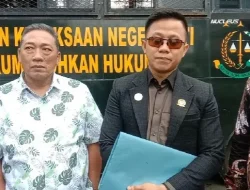 Foto: Kuasa hukum warga Desa Penambuhan, Bagas Pamenang N, S.H. dan Slamet Widodo, S.H.(Portalljateng/Admin)