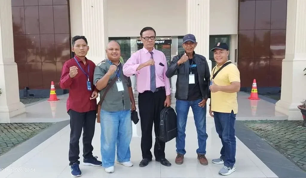 Foto: Gugatan Citizen Lawsuit (CLS) yang dilayangkan warga Pati kepada anggota DPRD Pati terkait Tunjangan Perumahan.(Portalljateng/Hil)