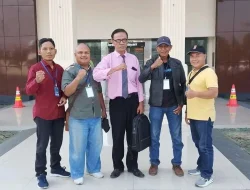 Foto: Gugatan Citizen Lawsuit (CLS) yang dilayangkan warga Pati kepada anggota DPRD Pati terkait Tunjangan Perumahan.(Portalljateng/Hil)
