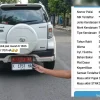 Mobil Dinas DPRD Pati Terciduk Pakai Plat Hitam Palsu