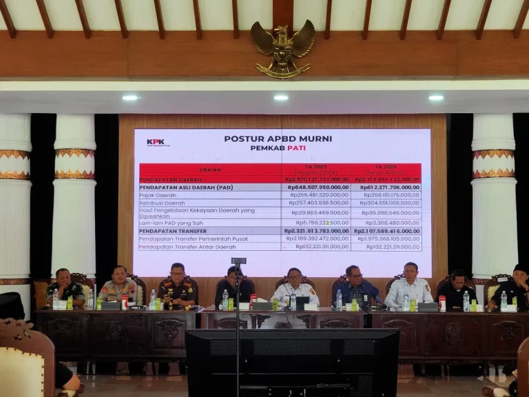 Foto: Komisi Pemberantasan Korupsi (KPK) sosialisasi pemberantasan korupsi di lingkungan Pemerintah Kabupaten (Pamkab) Pati.(Portalljateng/Adm)