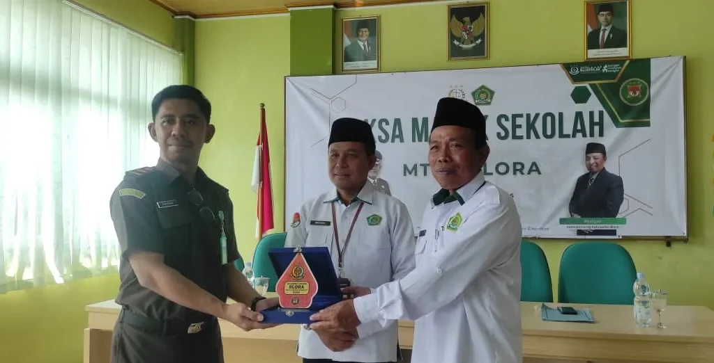 Foto: MTs Negeri Blora menerima kunjungan dari Kejaksaan Negeri Blora dalam kegiatan bertajuk "Jaksa Masuk Sekolah".(Portalljateng/MTsN Blora)