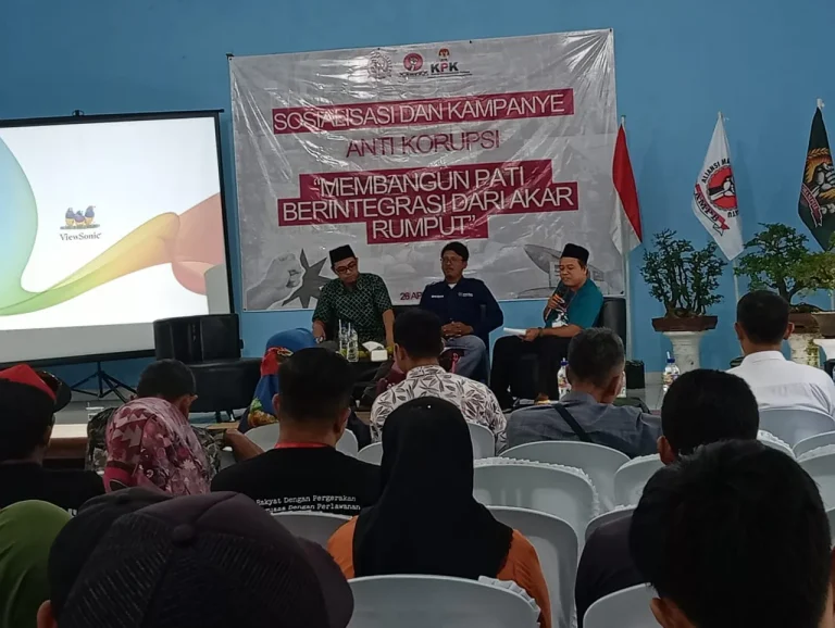Foto: KPK RI sosialisasi pencegahan korupsi bersama Pati Ora Sepele di Aula Kecamatan Cluwak, Kabupaten Pati.(Portalljateng/Ist)