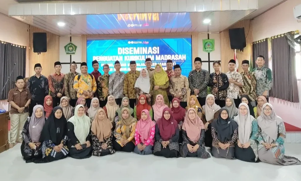 Foto: Kelompok Kerja Madrasah Tsanawiyah (KKMTs) 01 Pati sukses menggelar kegiatan Diseminasi Penguatan Kurikulum Madrasah.(Portalljateng/MTsN 1 Pati)