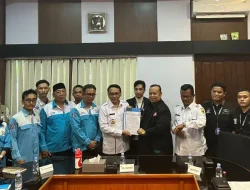 Foto: Gabungan Rakyat Tekstil (DPC Gartek) dan Serikat Pekerja Nasional (SPN) audensi di Kantor Bupati Pati.(Portalljateng/Adm)
