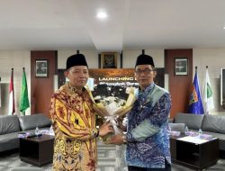 Foto: Kepala Pusat Penelitian Buku Agama RI, Launching Buku Melangkah Bersama Mahallul Qiyam.(Portalljateng/MAN 2 Kudus)