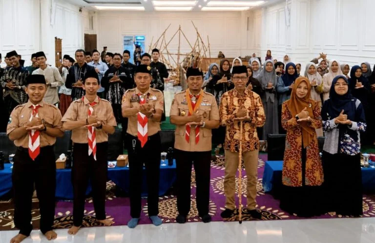 HUT Racana STAI Al Anwar Sarang Padukan Pramuka & Akademis
