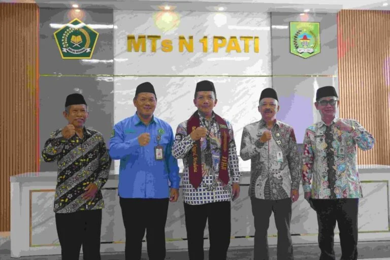 Momen Harlah Ke-46 MTsN 1 Pati, Pacu Kinerja GTK & Resmikan Gedung Baru