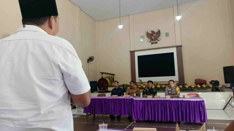 Audensi di Balai Desa Wonorejo, Kecamatan Tlogowungu, Kabupaten Pati, Selasa (18/8/2026)