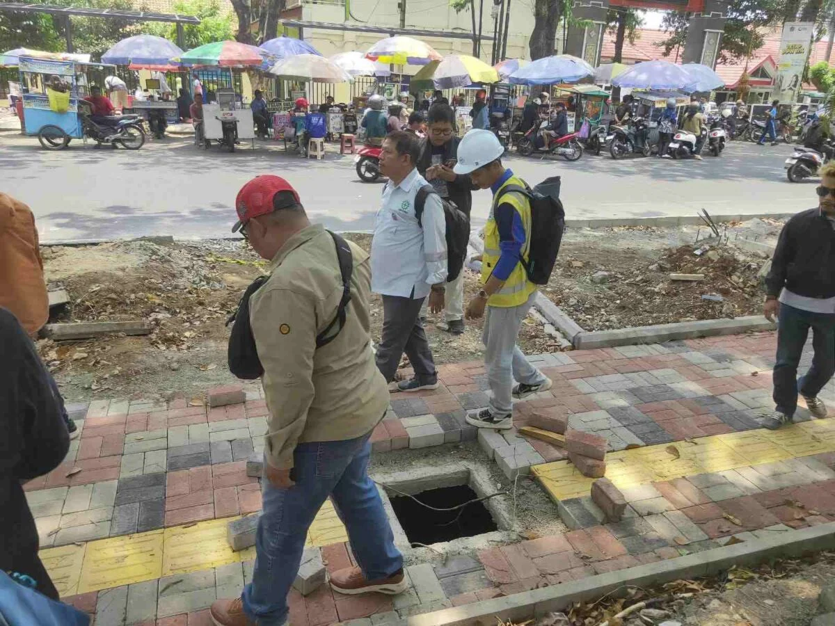 PPK kementrian PUPR, kontraktor dan konsultan sidak trotoar Jalan Jenderal Sudirman Pati